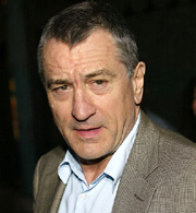 Robert De Niro nel thriller Dark Fields