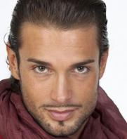 GF10: George Leonard perdona il suo aggressore GF10: George Leonard perdona il suo aggressore