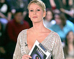 Alessia Marcuzzi: "I concorrenti del Grande Fratello 11 sono molto fashion" Alessia Marcuzzi: "I concorrenti del Grande Fratello 11 sono molto fashion"