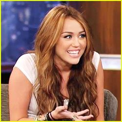 Miley Cyrus smentisce le nozze con Liam Hemsworth