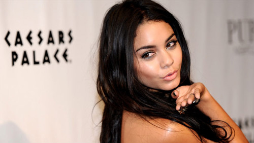 Vanessa Hudgens parla della rottura con Zac Efron Vanessa Hudgens parla della rottura con Zac Efron