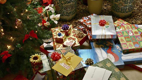 Regali di Natale: al via il riciclo Regali di Natale: al via il riciclo