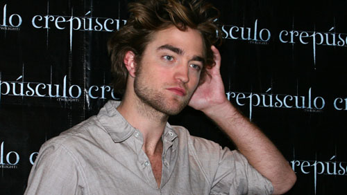 Robert Pattinson: una controfigura contro le stalker Robert Pattinson: una controfigura contro le stalker