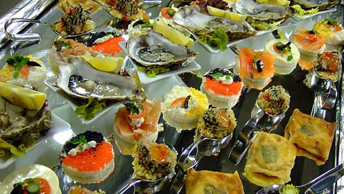 L'aperitivo colorato L'aperitivo colorato