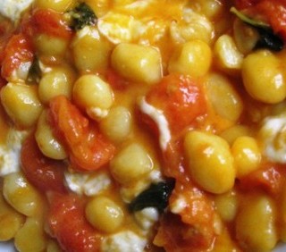Gnocchetti di patate con pomodoro e mozzarella