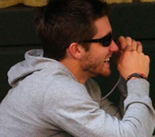Jake Gyllenhaal con una misteriosa biondina