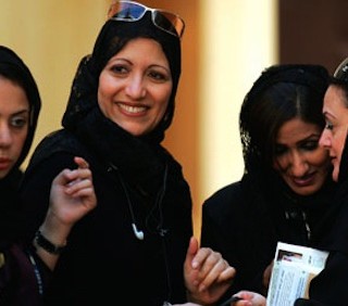 Arabia Saudita: le donne possono votare