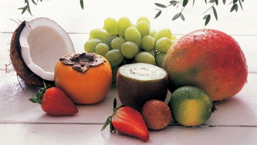 Dieta dimagrante: perché la frutta è essenziale? Dieta dimagrante: perché la frutta è essenziale?