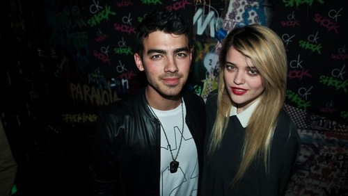 Joe Jonas e Sky Ferreira nuova coppia? Joe Jonas e Sky Ferreira nuova coppia?