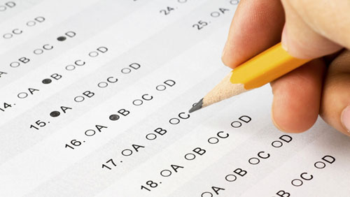 Concorso shock: vince il CV con meno requisiti Concorso shock: vince il CV con meno requisiti
