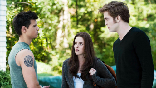Robert Pattinson geloso degli addominali di Taylor Lautner? Robert Pattinson geloso degli addominali di Taylor Lautner?
