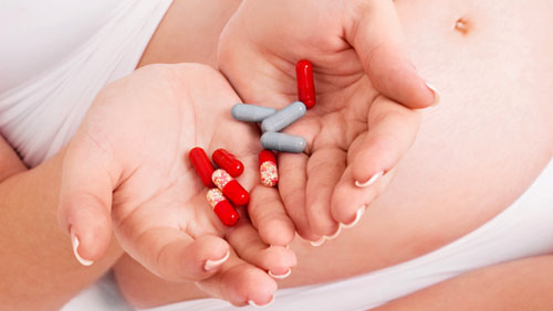 Farmaci in gravidanza e allattamento: quanto sono sicuri? Farmaci in gravidanza e allattamento: quanto sono sicuri?