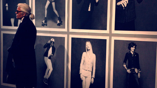 The Little Black Jacket: omaggio alla giacca Chanel The Little Black Jacket: omaggio alla giacca Chanel