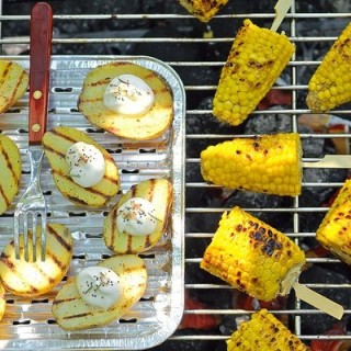 Ricetta pannocchie e patate alla griglia