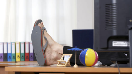 Estate in ufficio? Arriva il dress code Estate in ufficio? Arriva il dress code