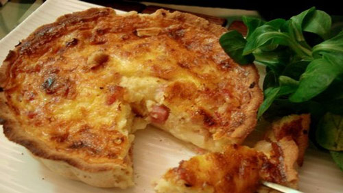 In vacanza, cosa mangiare? Una ricetta per ogni meta In vacanza, cosa mangiare? Una ricetta per ogni meta