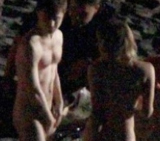 Daniel Radcliffe completamente nudo