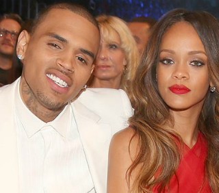 Seth MacFarlane contro Rihanna e Chris Brown