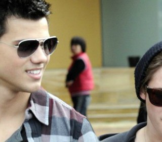 Kristen Stewart flirta con Taylor Lautner?
