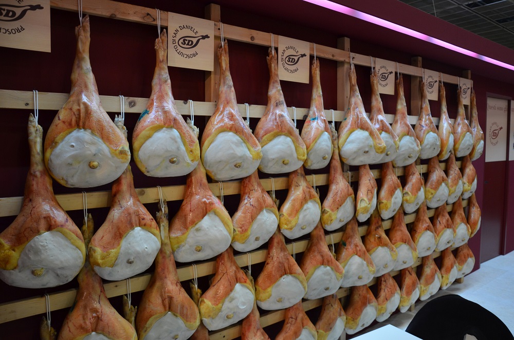 Prosciutto San Daniele: presto la consegna della certificazione etica Prosciutto San Daniele: presto la consegna della certificazione etica