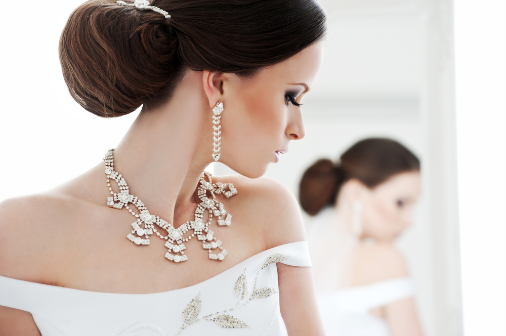 Acconciature sposa: 10 idee per il giorno più bello Acconciature sposa: 10 idee per il giorno più bello
