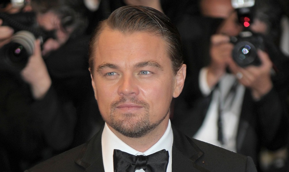 Leonardo Di Caprio cerca l’amore su Tinder Leonardo Di Caprio cerca l’amore su Tinder
