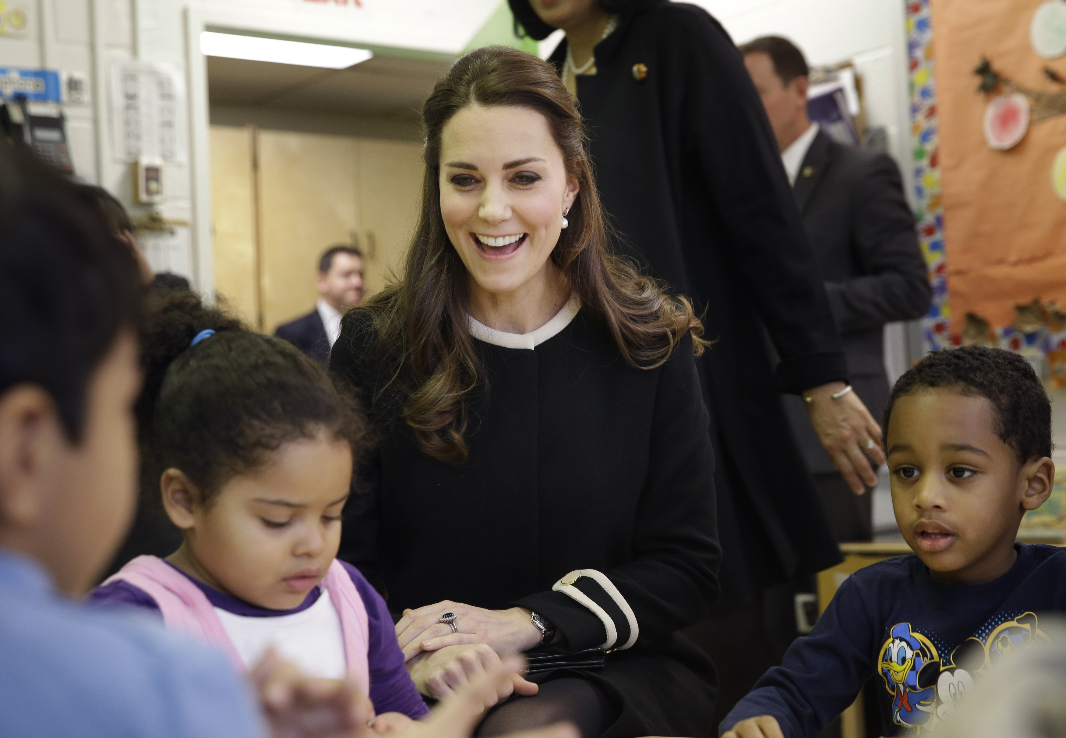 Kate Middleton sceglie Ralph Lauren per tornare in pubblico Kate Middleton sceglie Ralph Lauren per tornare in pubblico