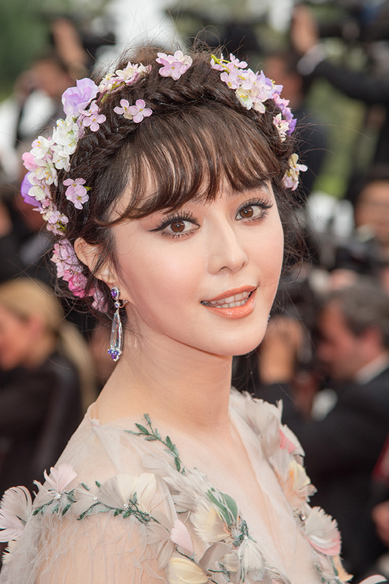 Festival di Cannes 2015: acconciature e trucco da copiare Festival di Cannes 2015: acconciature e trucco da copiare