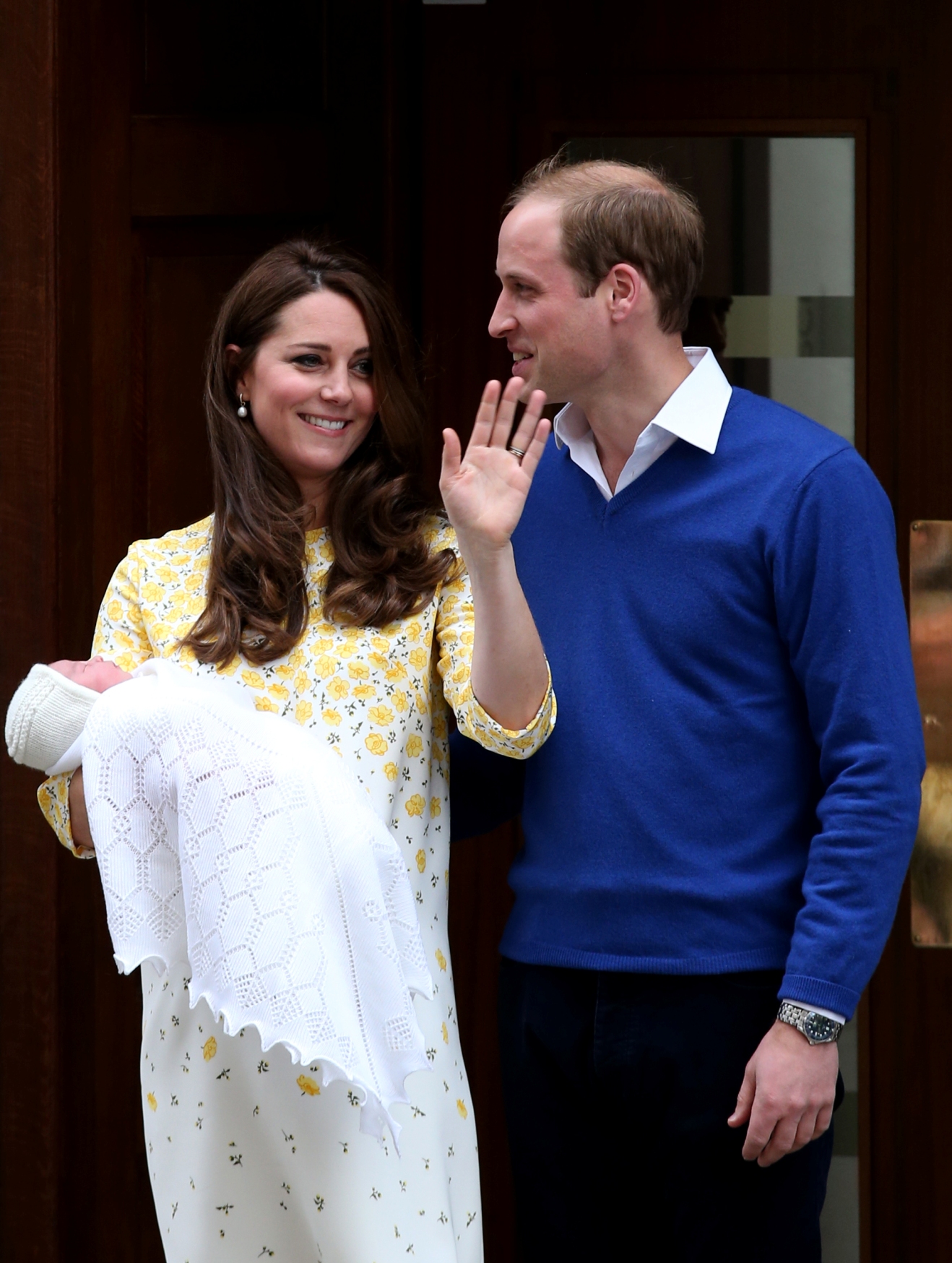 Kate Middleton: i look post parto a confronto Kate Middleton: i look post parto a confronto