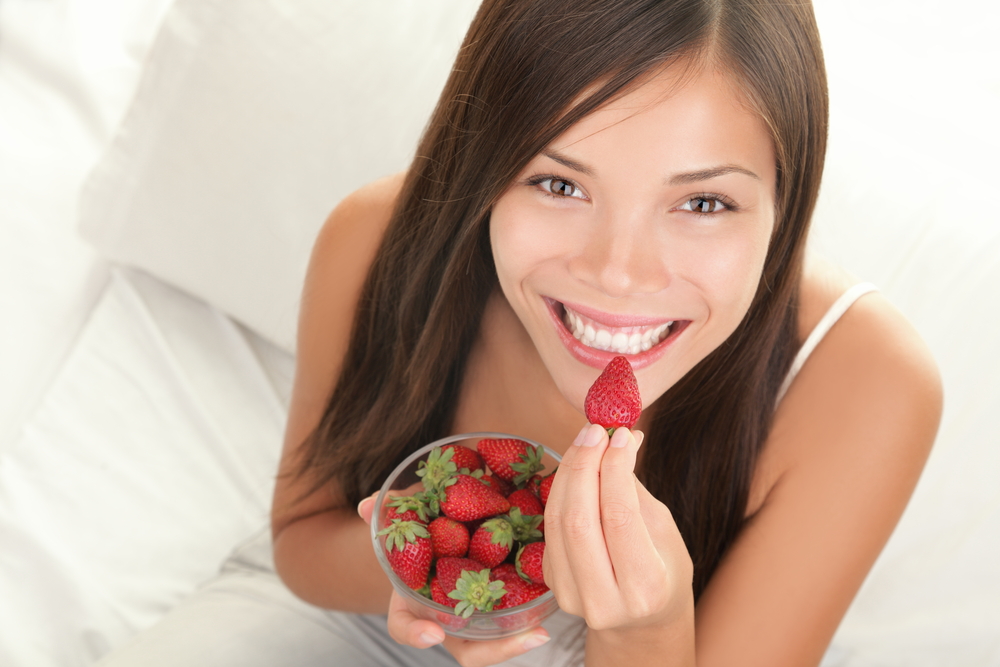 Salute dei denti: i 5 cibi che la migliorano Salute dei denti: i 5 cibi che la migliorano