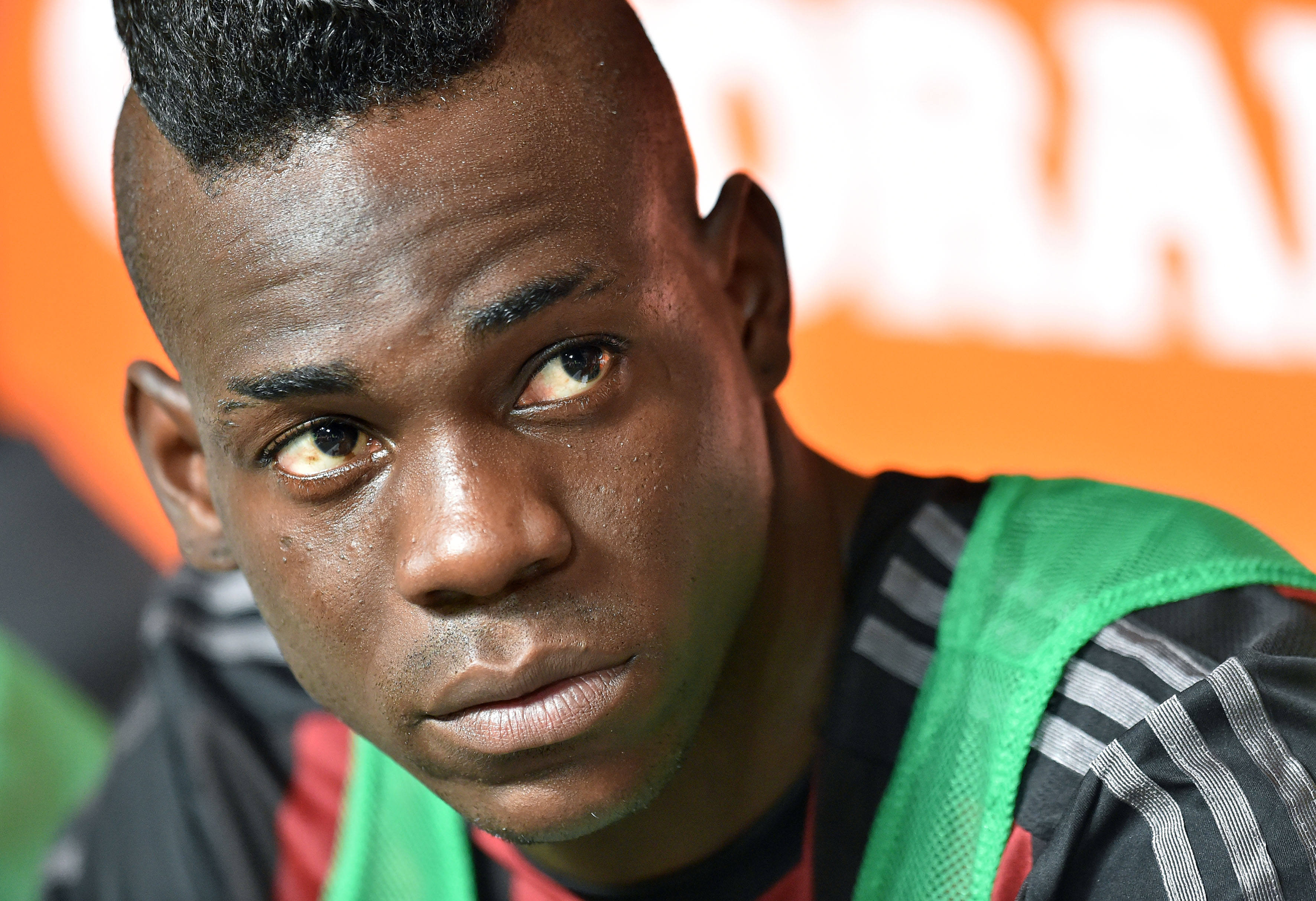 Mario Balotelli su Twitter: mai provato il vero amore Mario Balotelli su Twitter: mai provato il vero amore