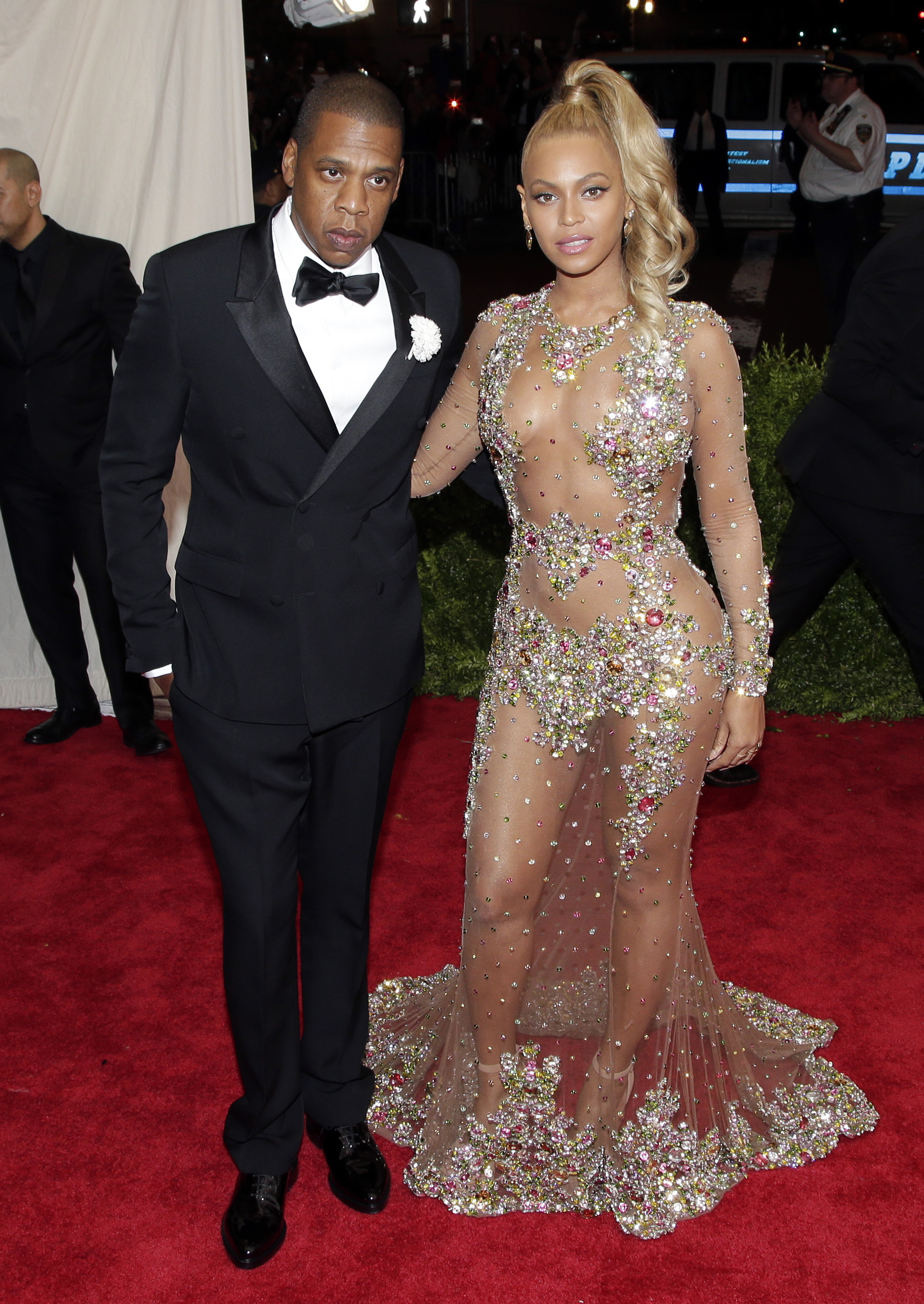 Beyoncé pubblica la prima foto di Rumi e Sir Carter Beyoncé pubblica la prima foto di Rumi e Sir Carter
