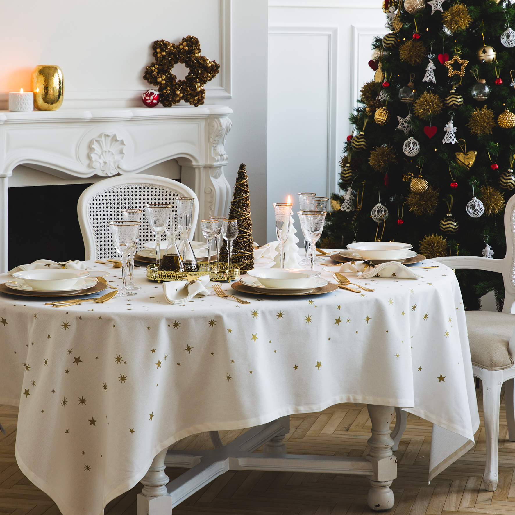 Pranzo di Natale: il galateo dei padroni di casa Pranzo di Natale: il galateo dei padroni di casa