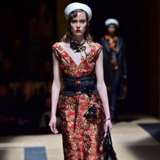 Prada presenta l'avventurosa collezione Autunno Inverno