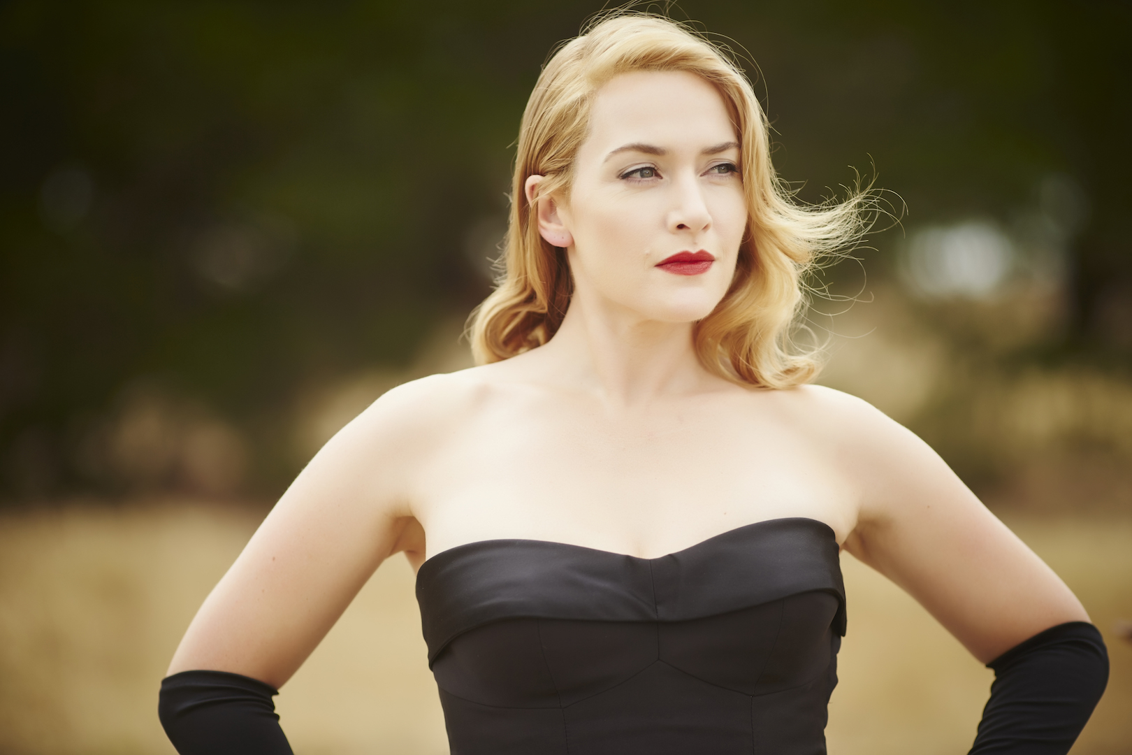 The Dressmaker, a lezione di moda da Kate Winslet The Dressmaker, a lezione di moda da Kate Winslet