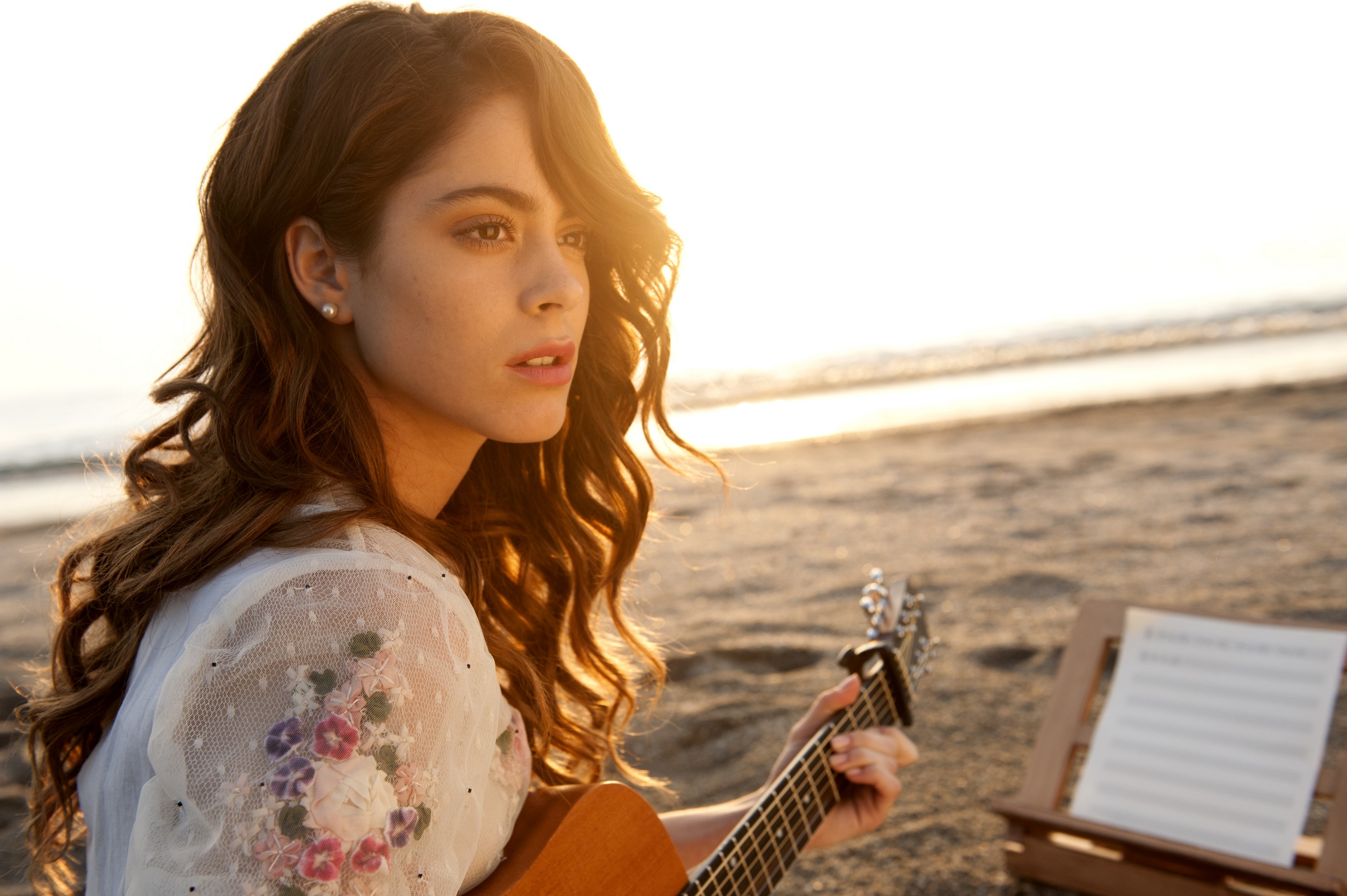 La vita dopo Violetta di Tini, ovvero Martina Stoessel La vita dopo Violetta di Tini, ovvero Martina Stoessel
