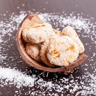 Biscotti vegani al cocco: ricetta light
