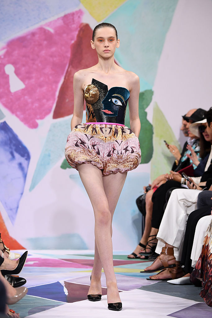 Schiaparelli: ritorno al circo per l'Alta Moda Schiaparelli: ritorno al circo per l'Alta Moda
