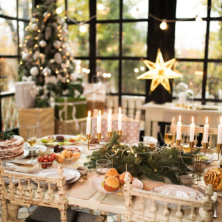 Idee e trend per decorare la tavola di Natale
