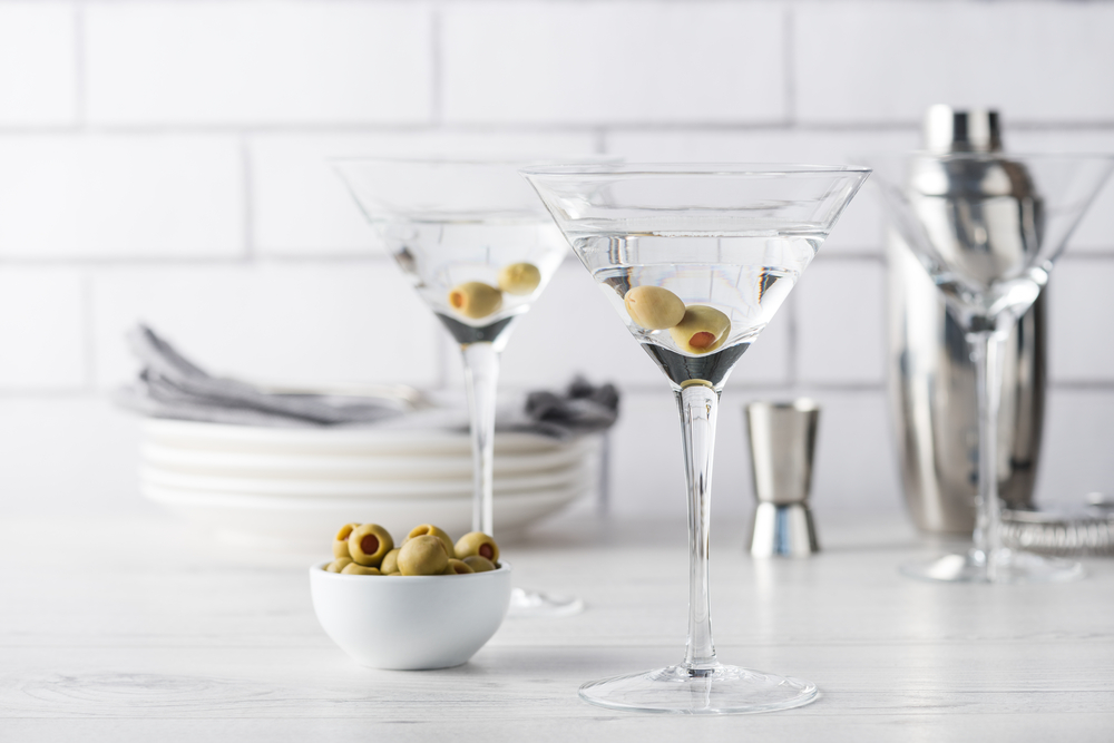 Le regole per organizzare un aperitivo perfetto a casa Le regole per organizzare un aperitivo perfetto a casa