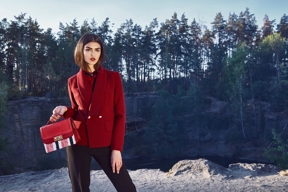 Colori di tendenza: come si abbina il bordeaux Colori di tendenza: come si abbina il bordeaux