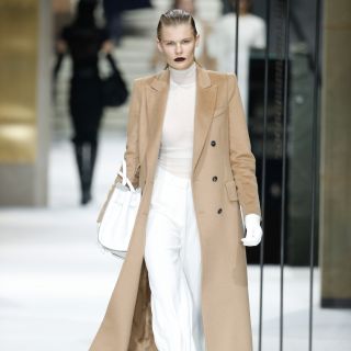 Max Mara a Shanghai con la Pre Fall 2017 Metropolis