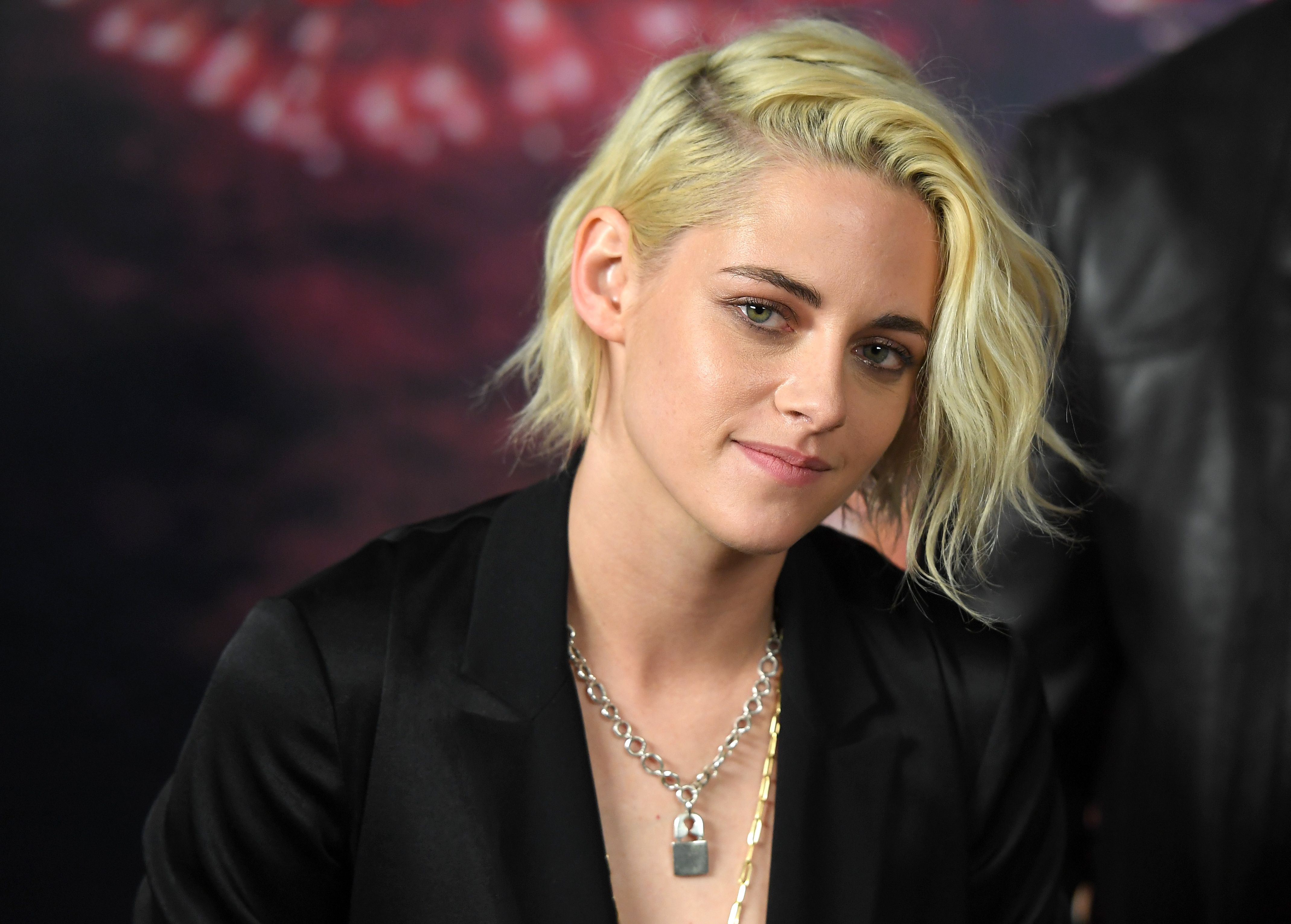Kristen Stewart e Stella Maxwell in cerca di privacy Kristen Stewart e Stella Maxwell in cerca di privacy