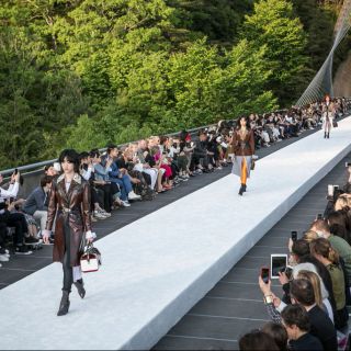 Omaggio al Giappone per la Louis Vuitton Cruise 2018
