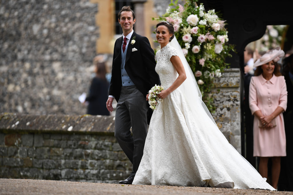 Pippa Middleton sposa in Giles Deacon Pippa Middleton sposa in Giles Deacon