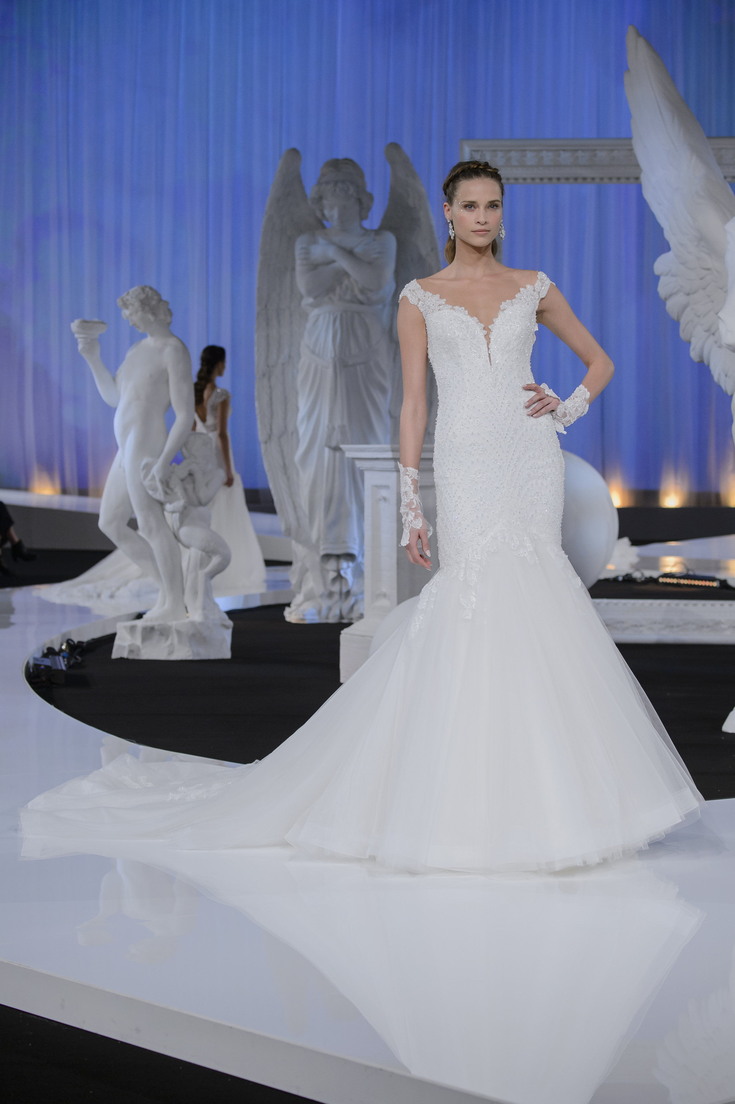 Gli abiti da sposa di Alessandra Rinaudo per il 2018 Gli abiti da sposa di Alessandra Rinaudo per il 2018