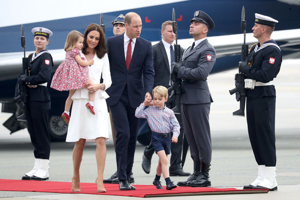 Kate Middleton e William in Polonia con George e Charlotte Kate Middleton e William in Polonia con George e Charlotte