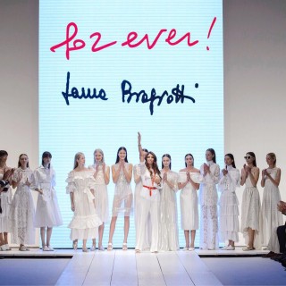 La collezione For ever Laura Biagiotti per la primavera 2018