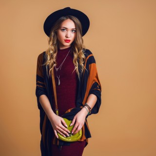 Colori di capelli di tendenza per l'autunno: il fallayage