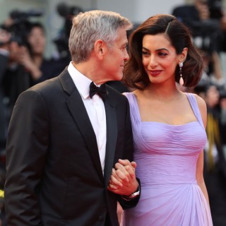 Amal Clooney: come ricreare il falso bob mostrato a Venezia